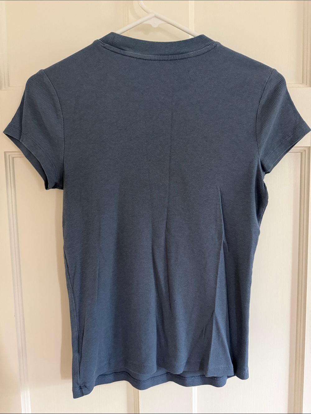 🪁 a new day dusty blue short sleeve ribbed tee. Size S. - Picture 4 of 8
